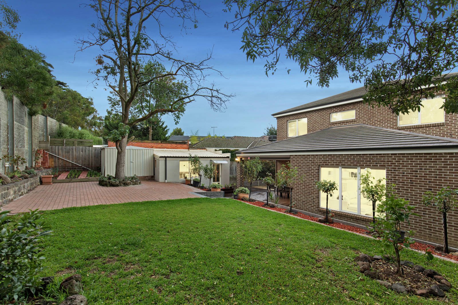 12 Woodlands Avenue, Camberwell, VIC