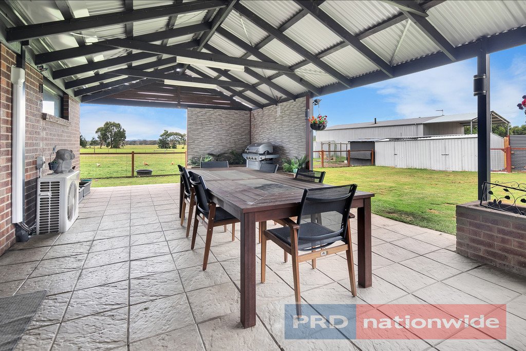 12 Woodlands Road ENFIELD 7