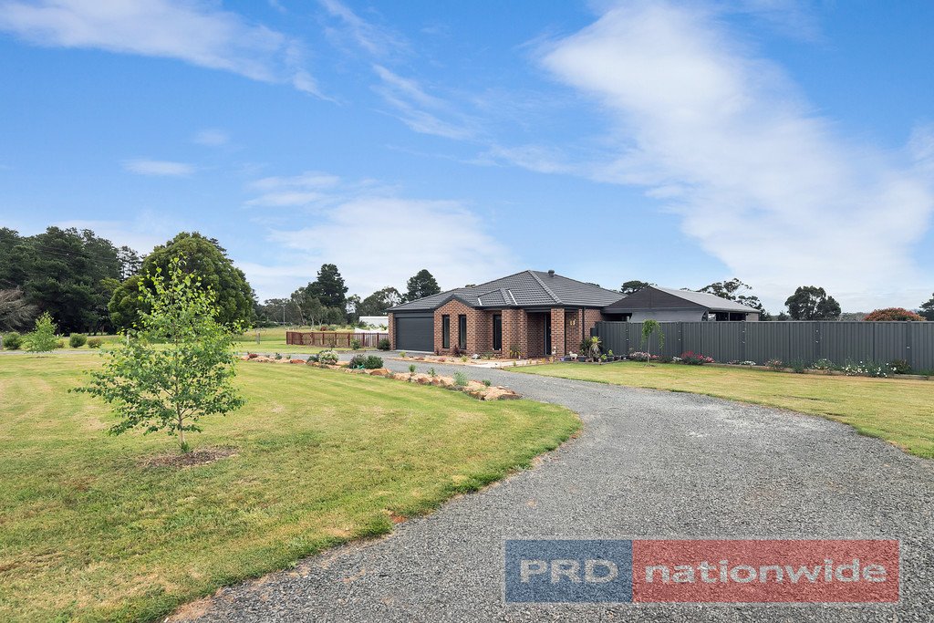 12 Woodlands Road ENFIELD 10