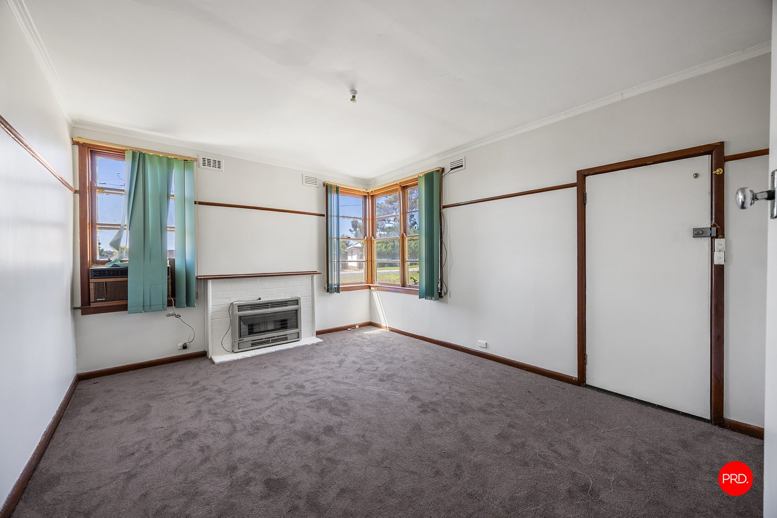 12 Woolcock Avenue KANGAROO FLAT 3