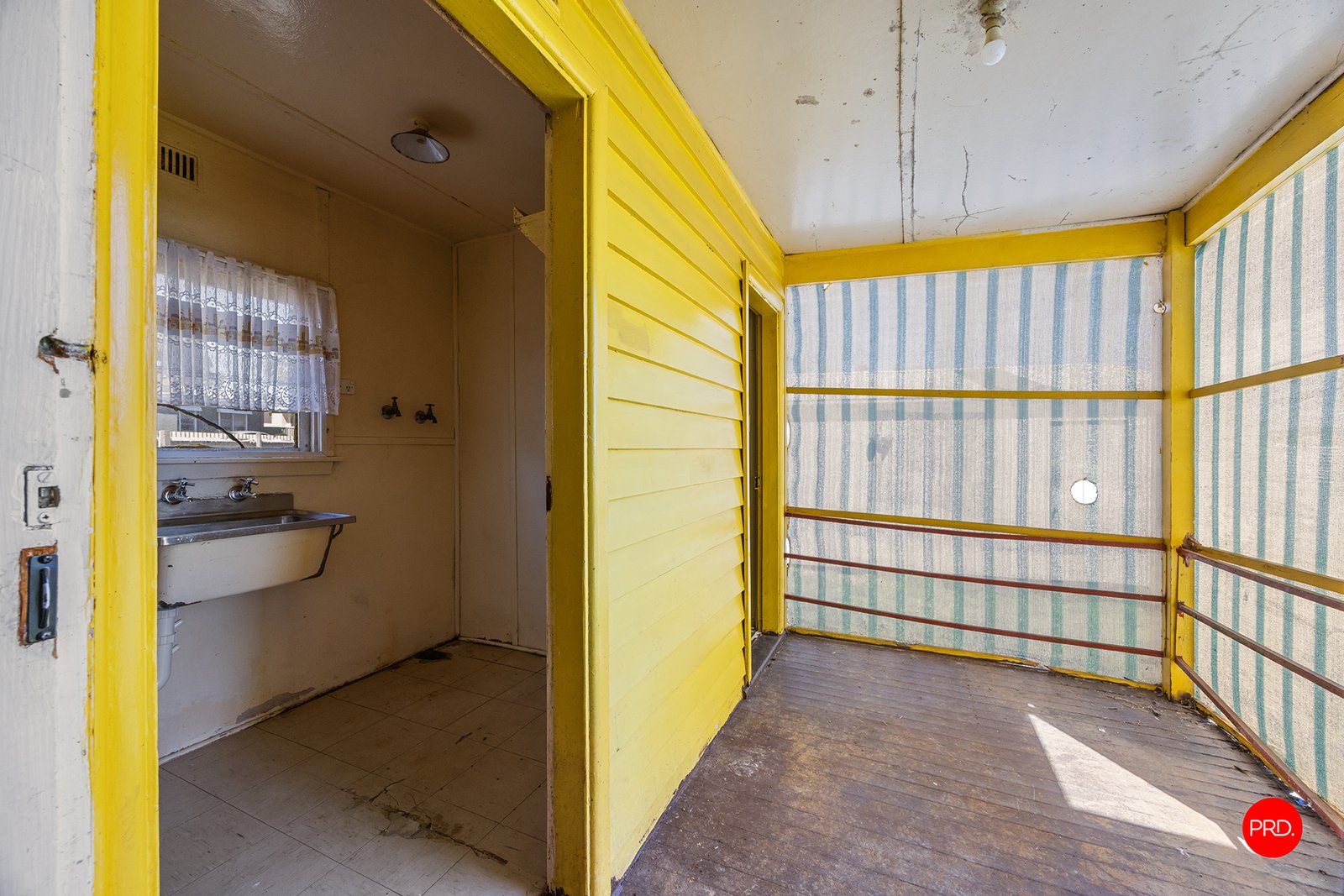 12 Woolcock Avenue KANGAROO FLAT 9