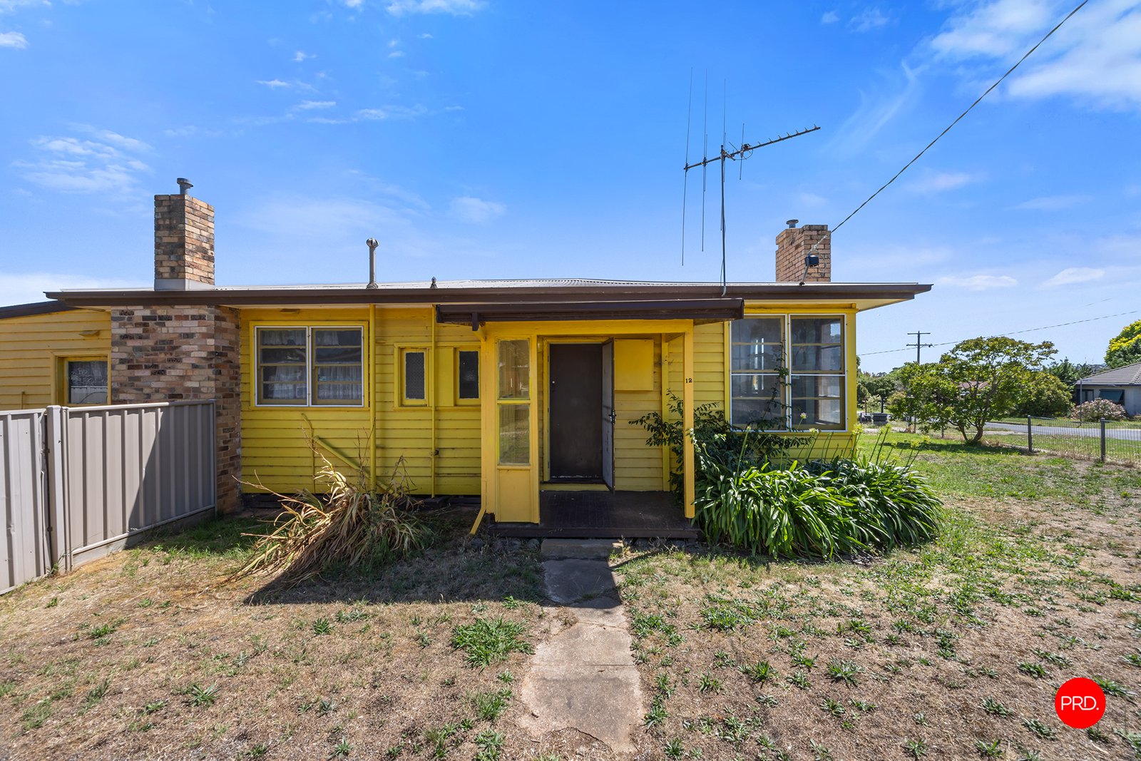 12 Woolcock Avenue KANGAROO FLAT 2