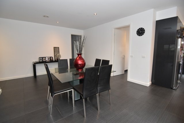 Gallery: 1/2 Woorayl Street