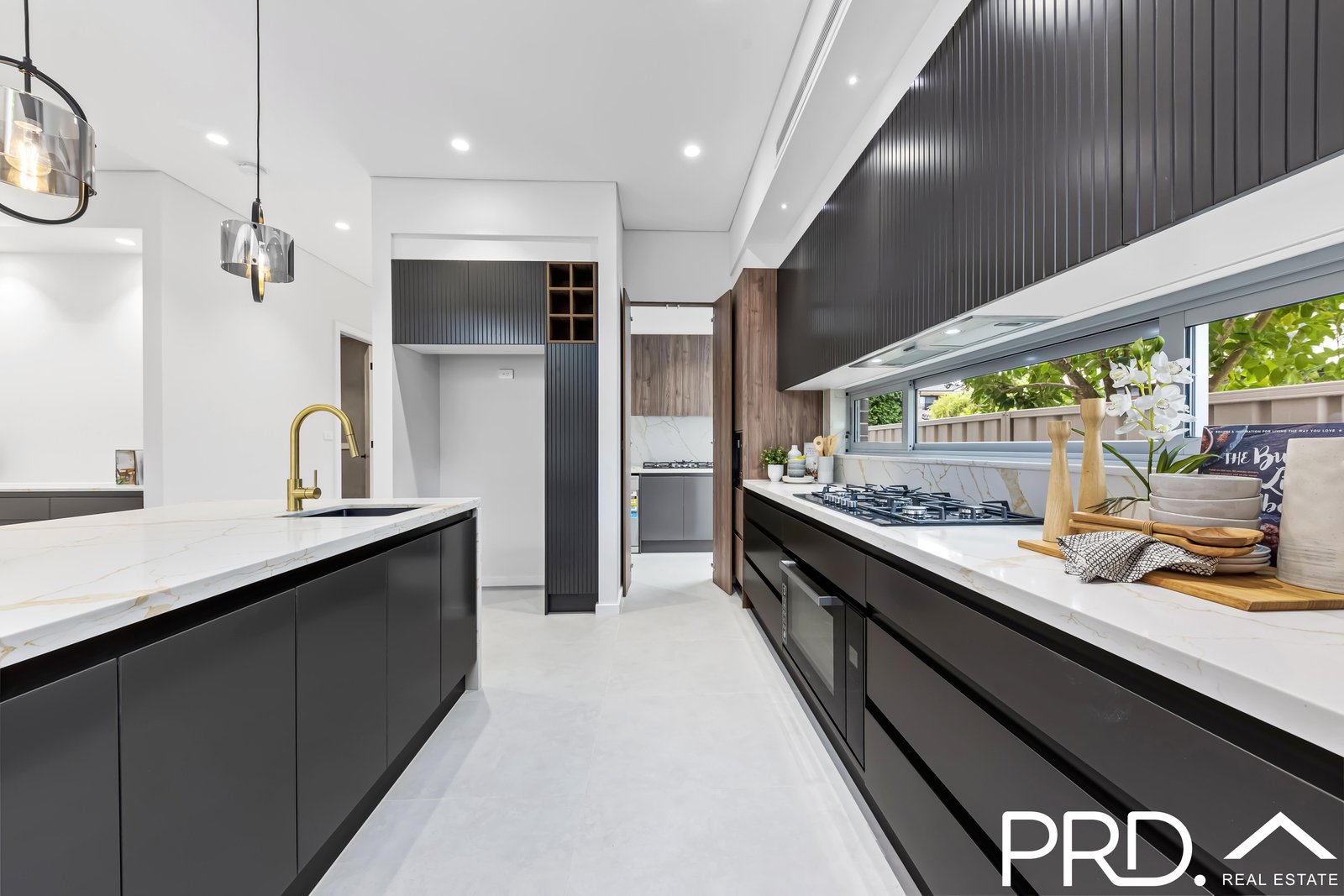 12 Worsley Street EAST HILLS 4