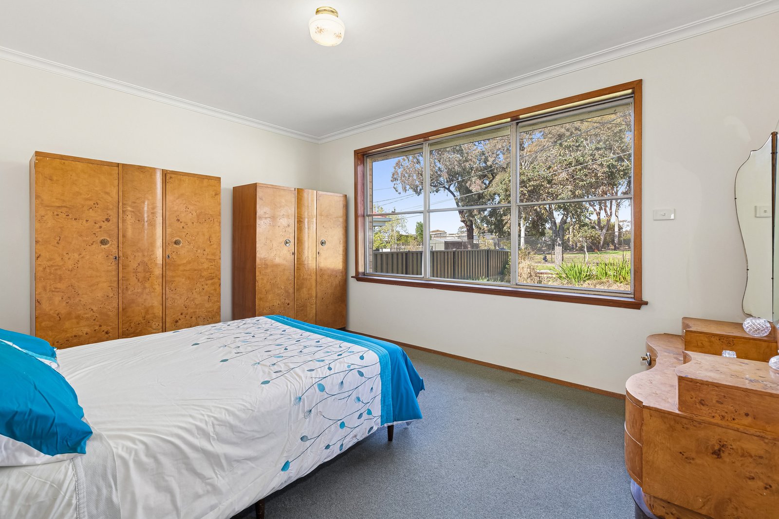 Gallery: 12 Yarra Ave