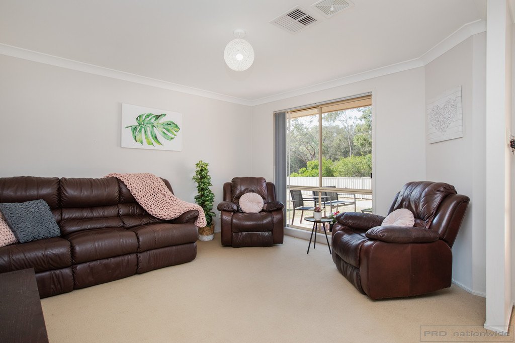 12 Yates Street BRANXTON 3