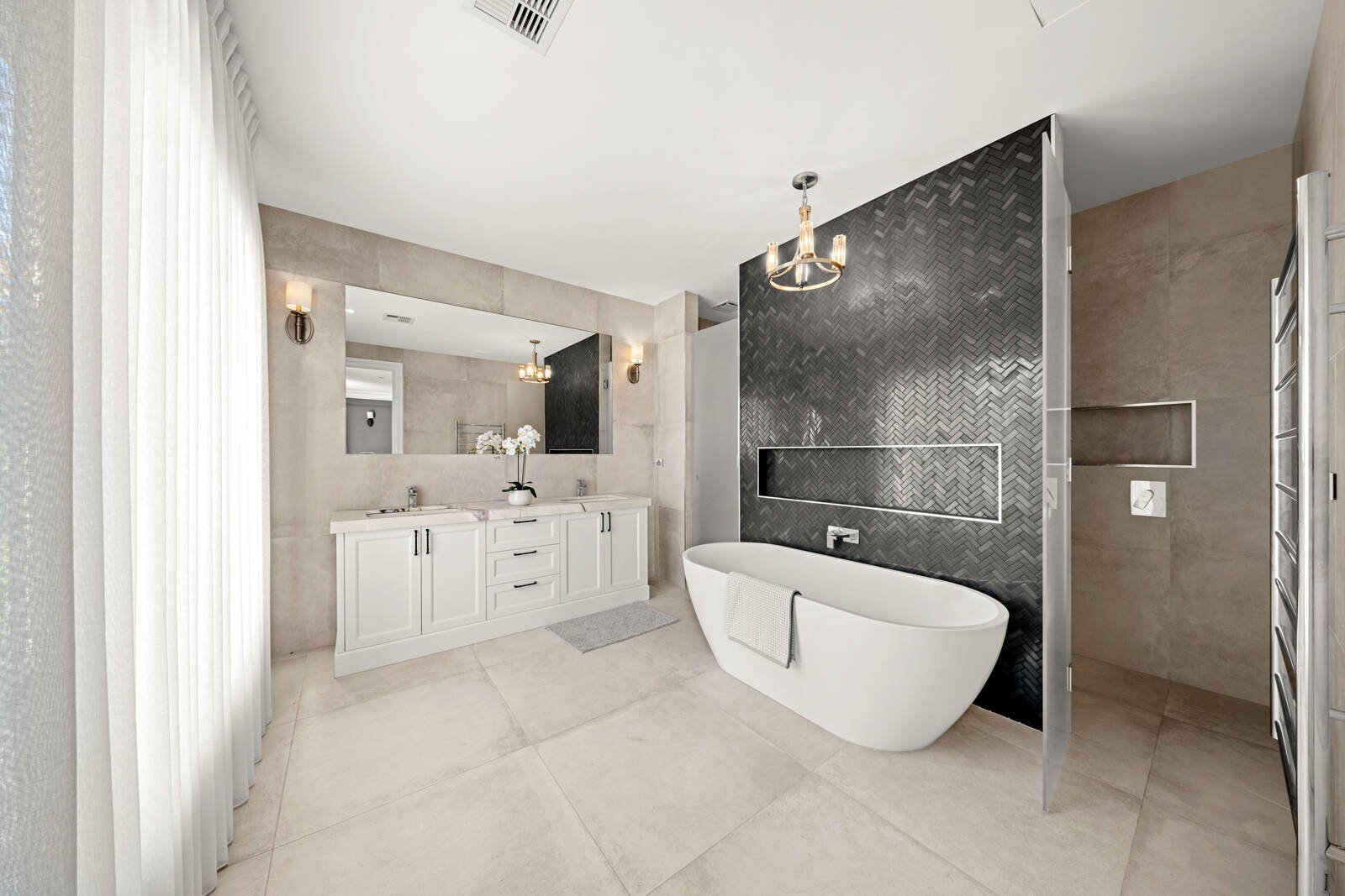 Real Estate and Property in 12 Yongala Street, Balwyn, VIC