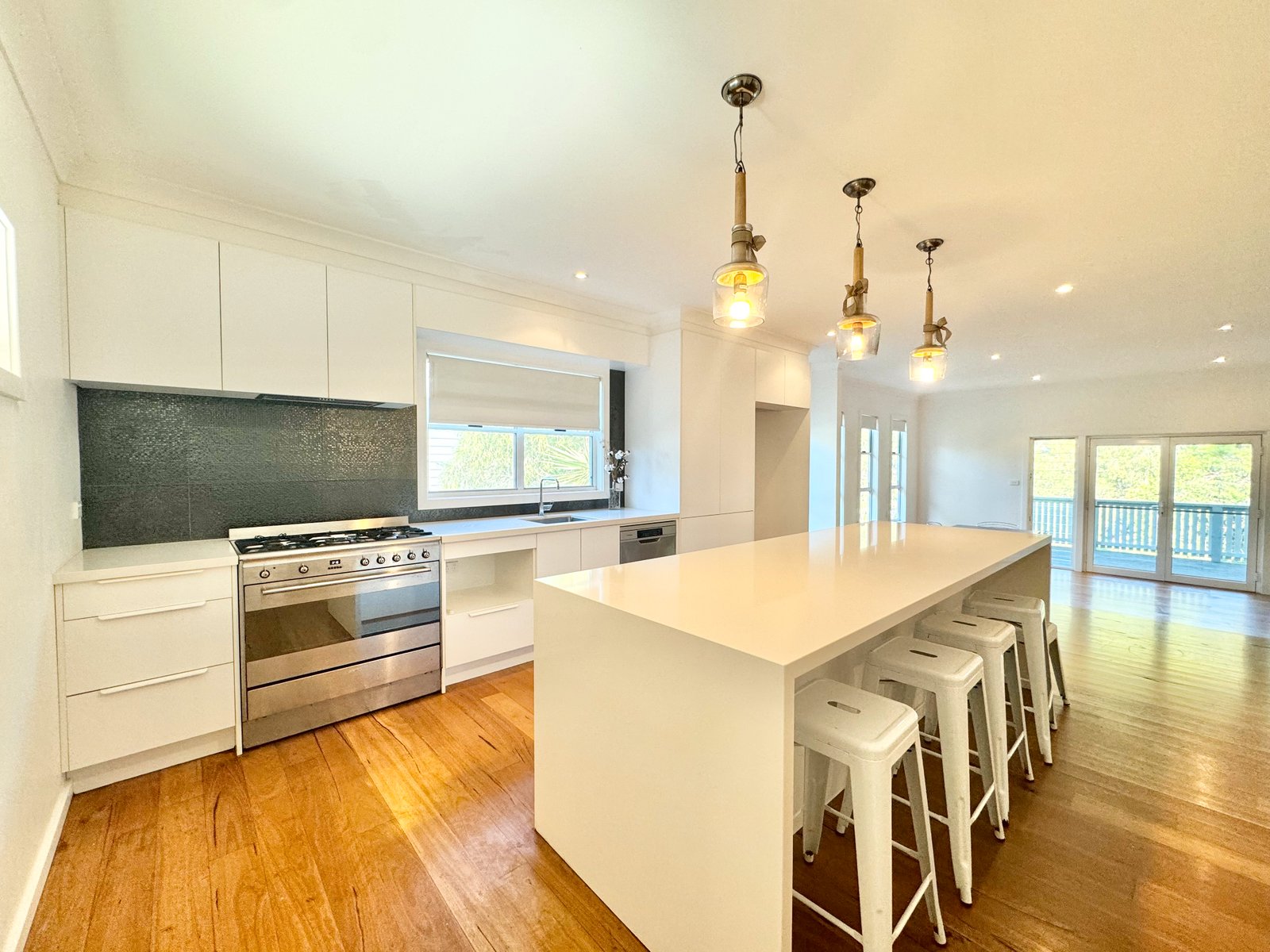 12 Yoolarai Crescent NELSON BAY 2