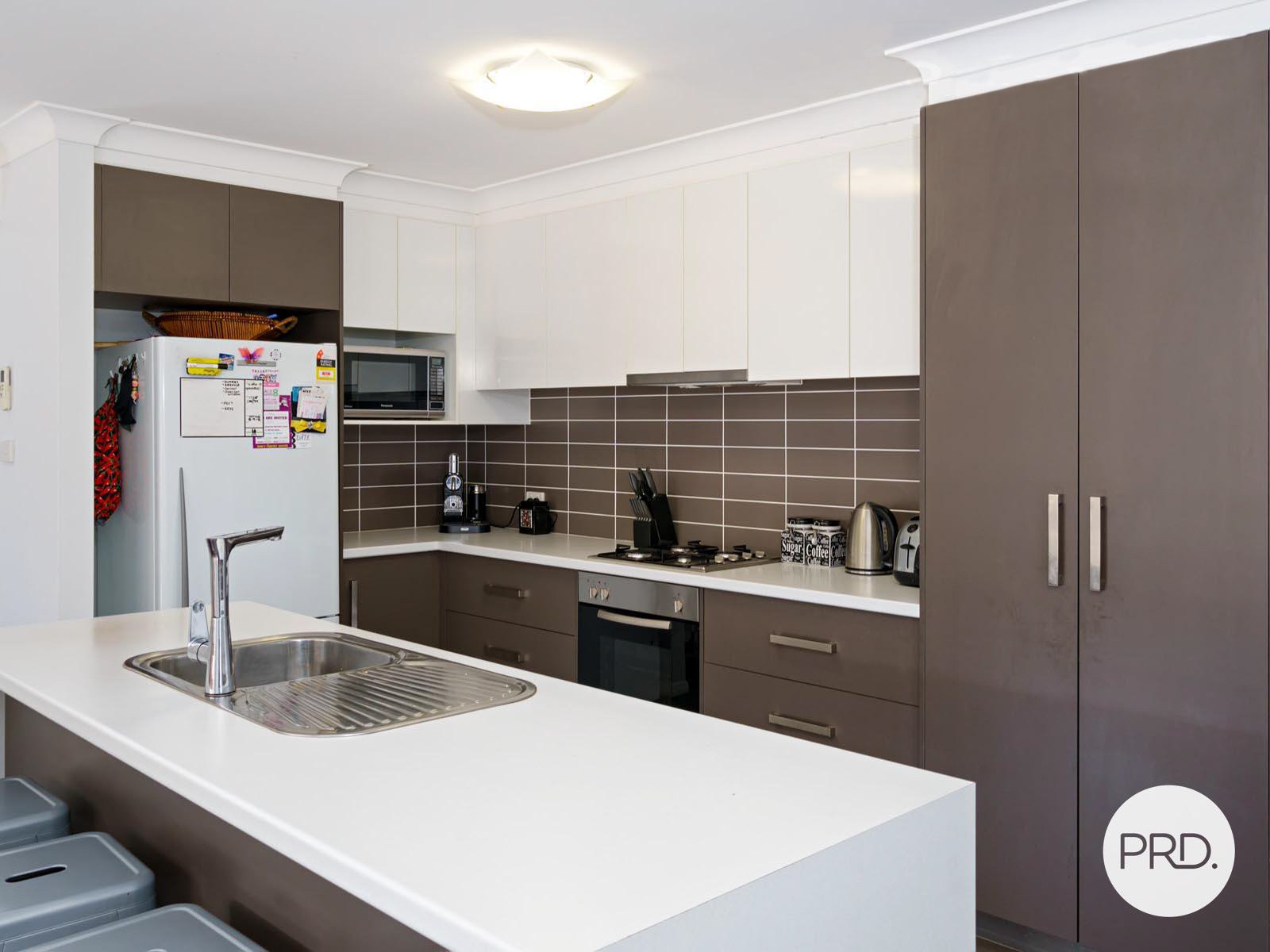 12 Yulong Street GLENFIELD PARK 3