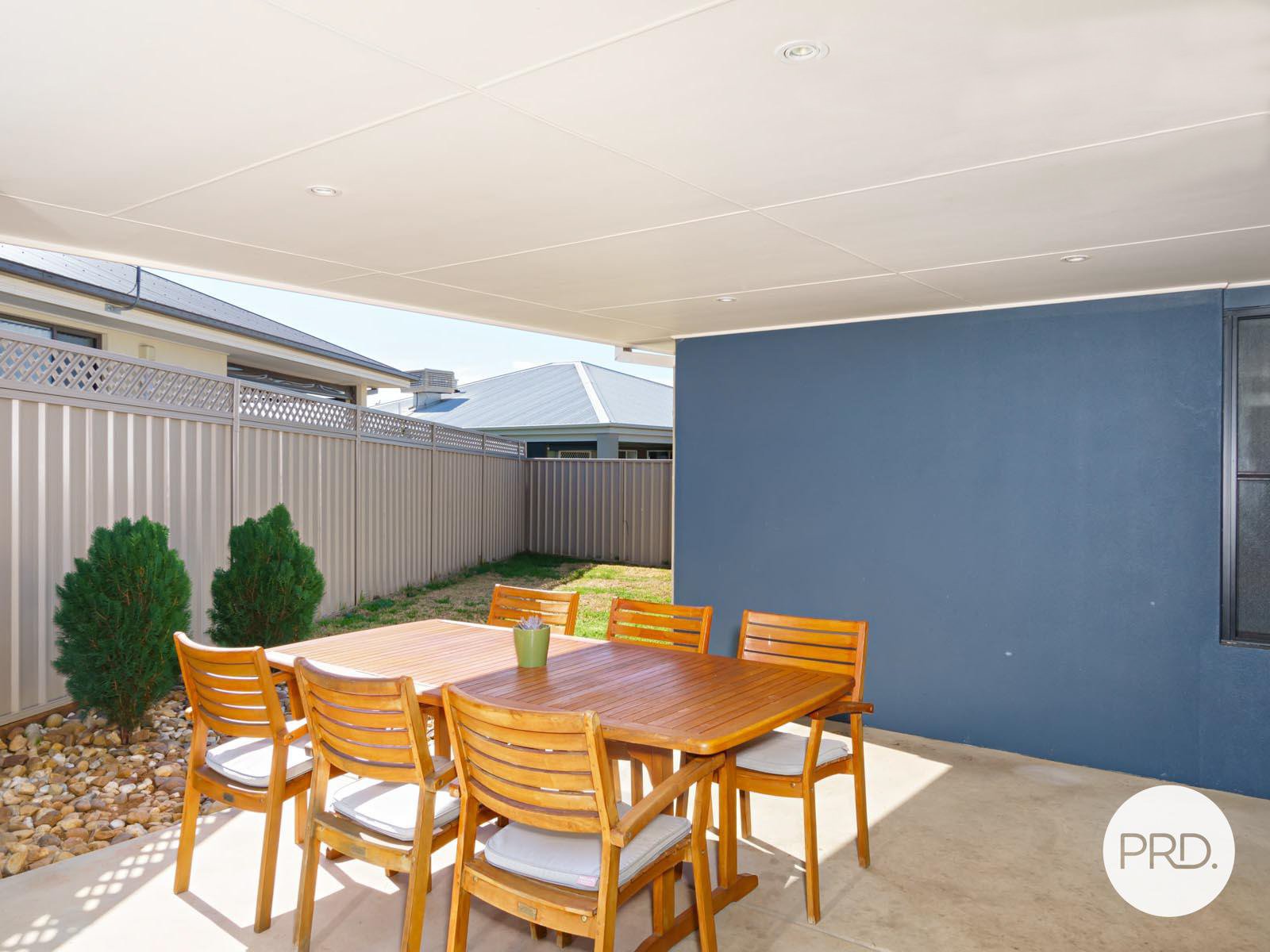 12 Yulong Street GLENFIELD PARK 8