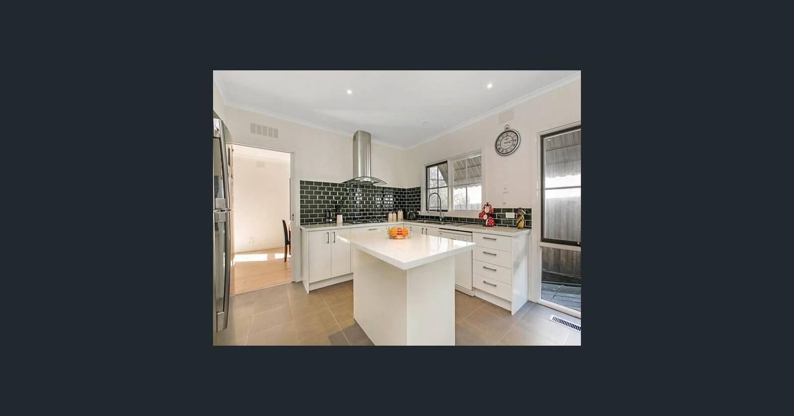Gallery: 1/20-22 Linacre Road