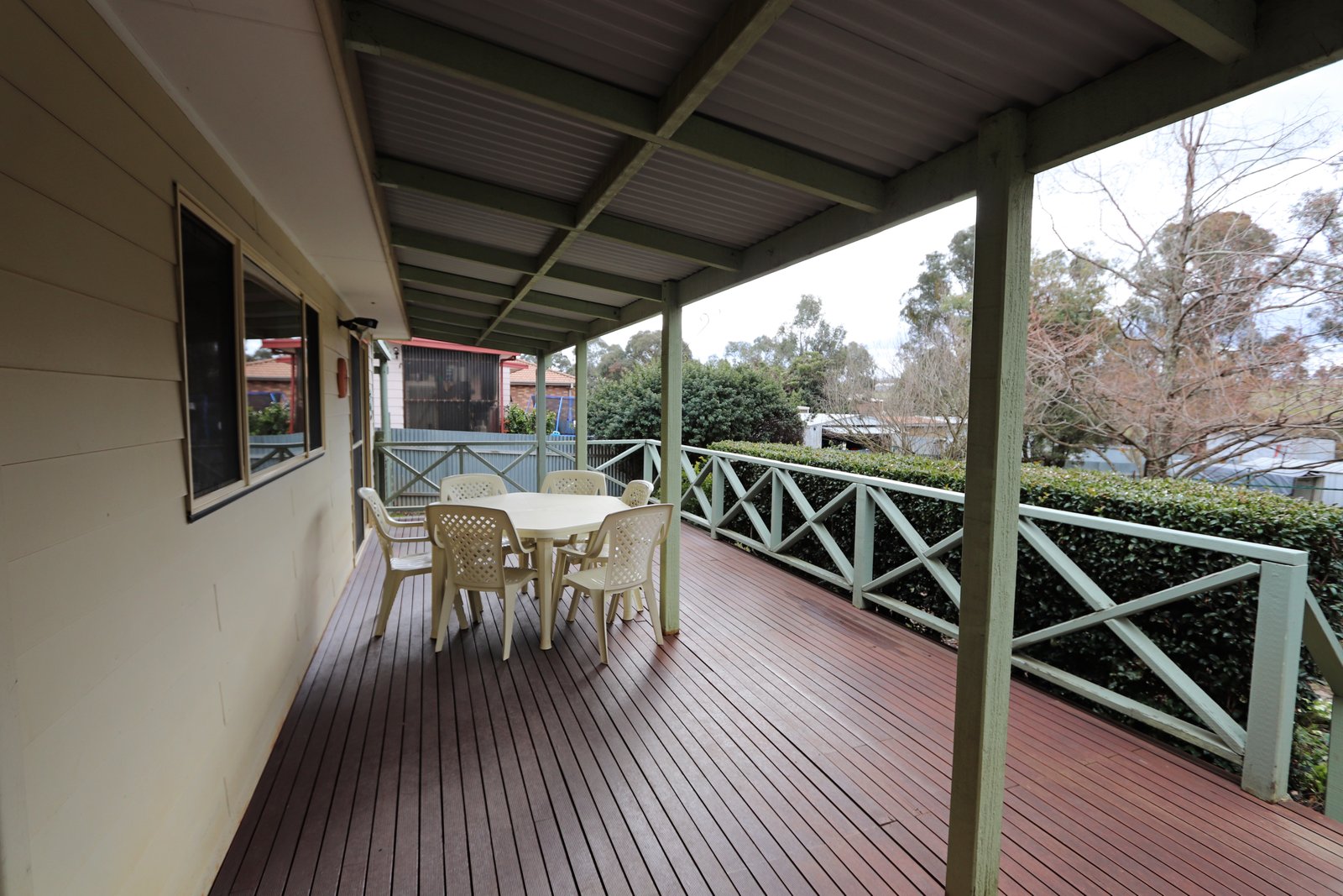 120 Albury Street TUMBARUMBA 11