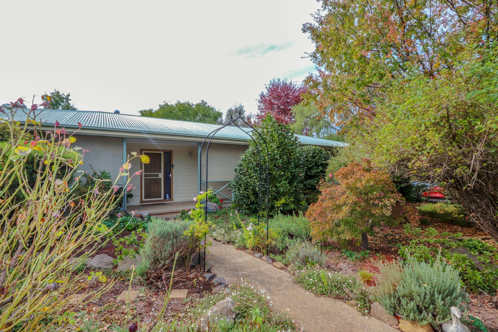 120 Albury Street TUMBARUMBA 14