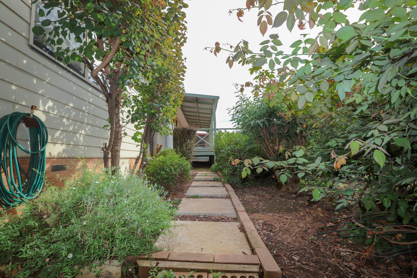 120 Albury Street TUMBARUMBA 22