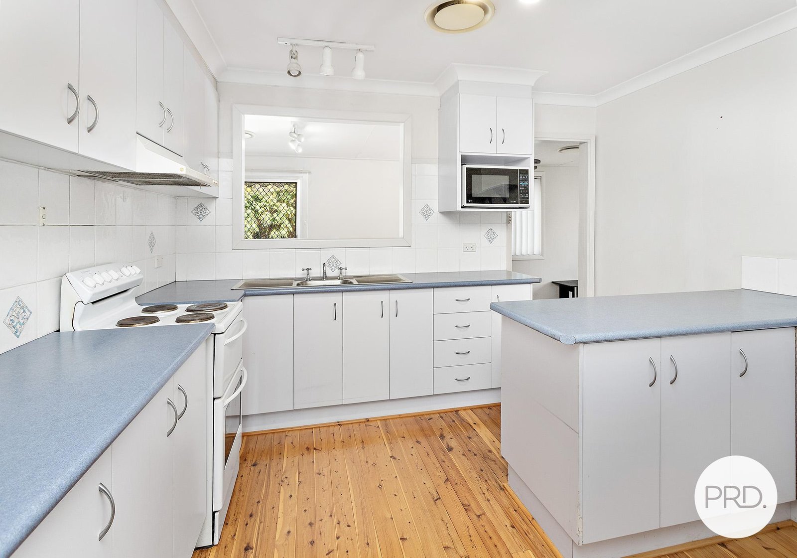 120 Burke Road DAPTO 2