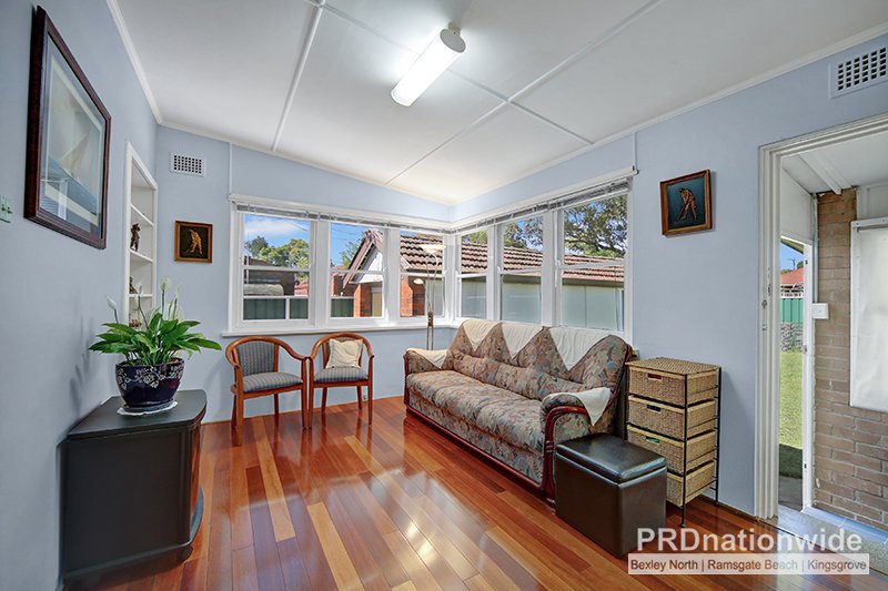 120 Caroline Street KINGSGROVE 4