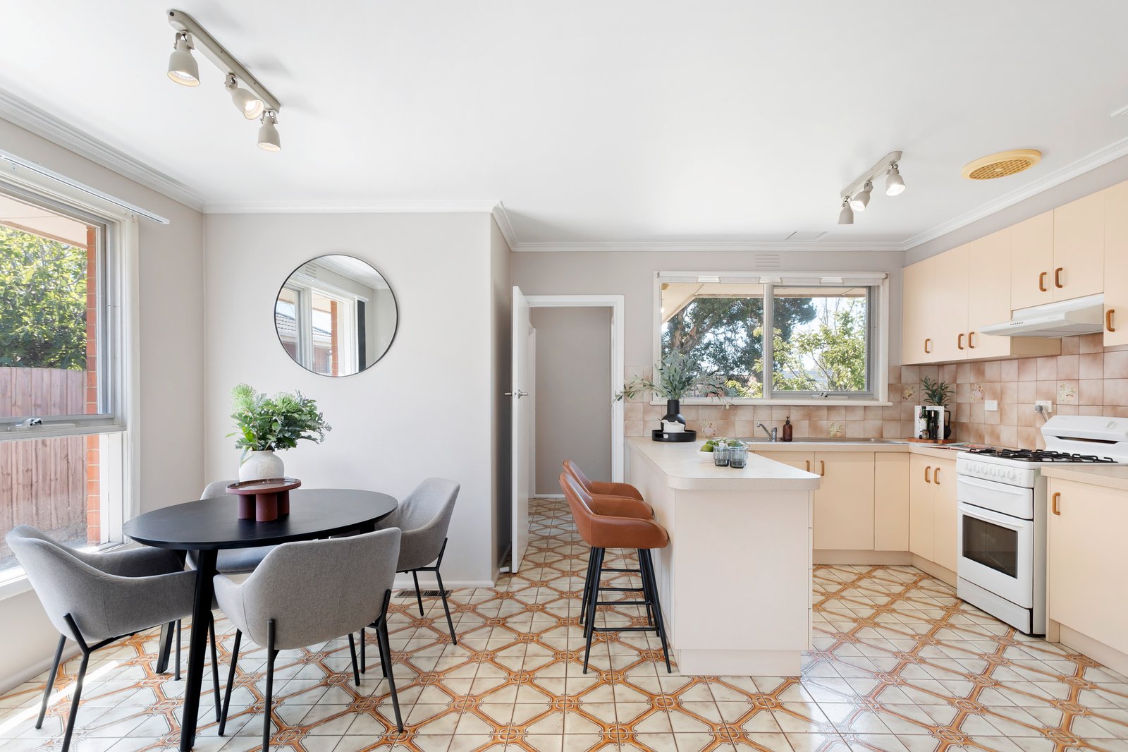 Real Estate and Property in 120 Chesterville Road, Cheltenham, VIC