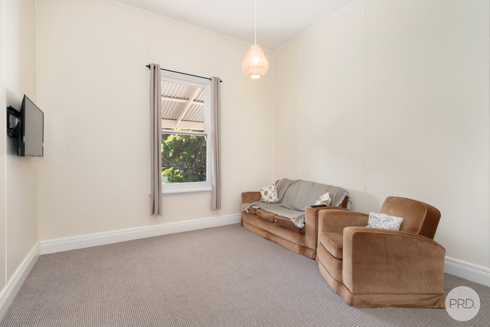 120 Edmonston Road ADDINGTON 9