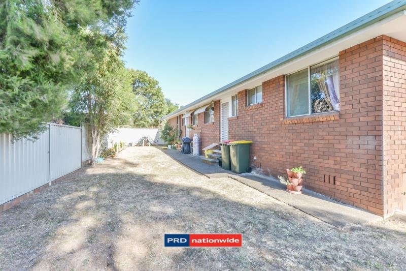 1/20 Harrier Parade TAMWORTH 5