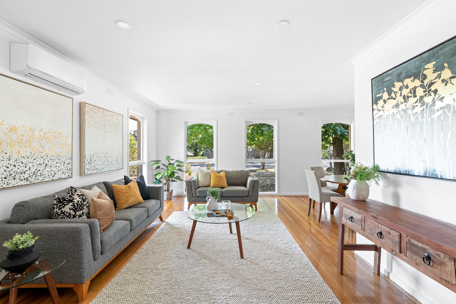 Real Estate and Property in 120 Lawrence Road, Mount Waverley, VIC