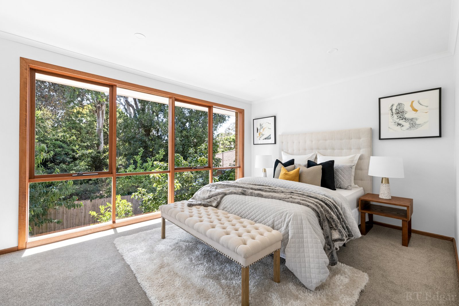 Real Estate and Property in 120 Lawrence Road, Mount Waverley, VIC