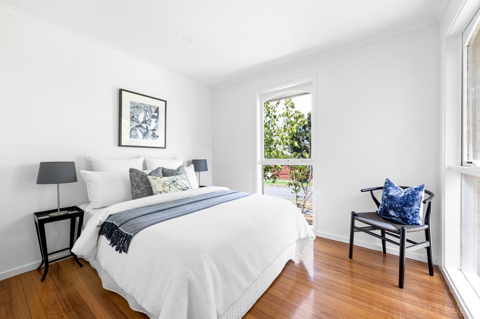 Real Estate and Property in 120 Lawrence Road, Mount Waverley, VIC