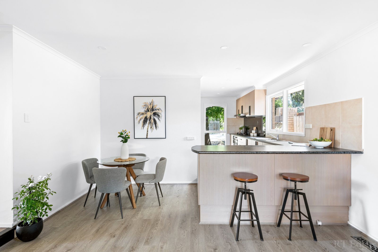 Real Estate and Property in 120 Lawrence Road, Mount Waverley, VIC