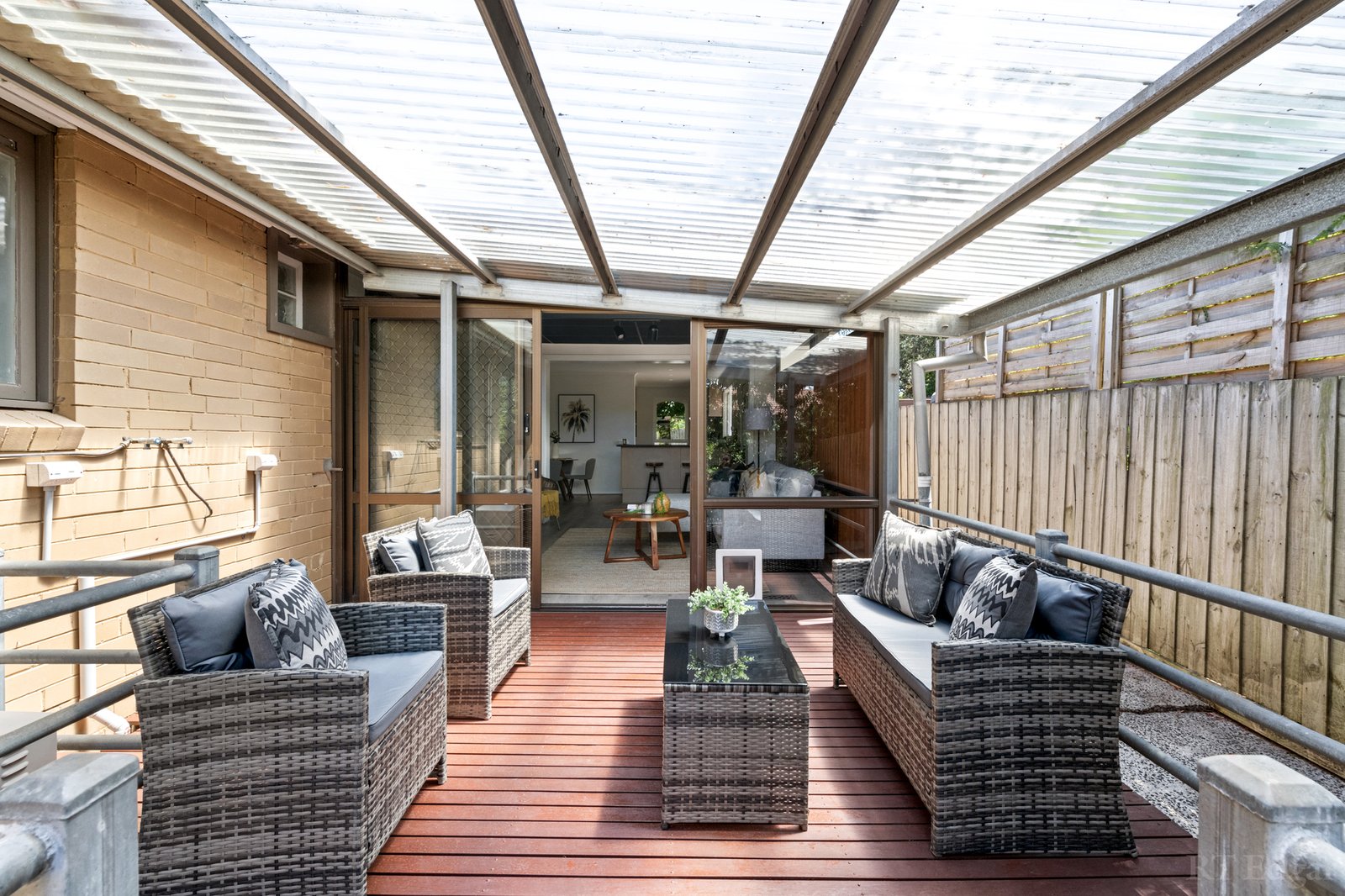 Real Estate and Property in 120 Lawrence Road, Mount Waverley, VIC