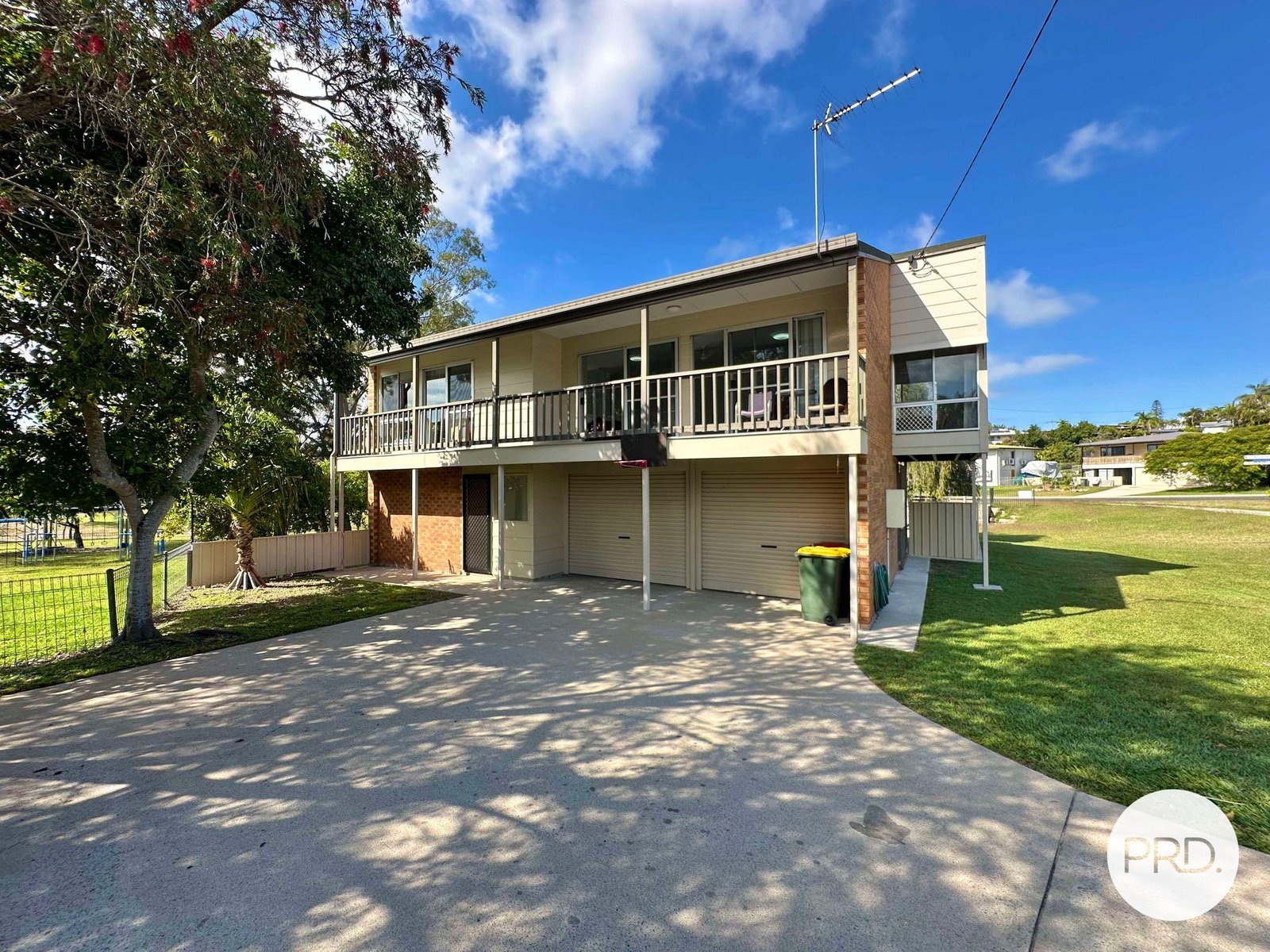 120 Malpas Street BOYNE ISLAND 1