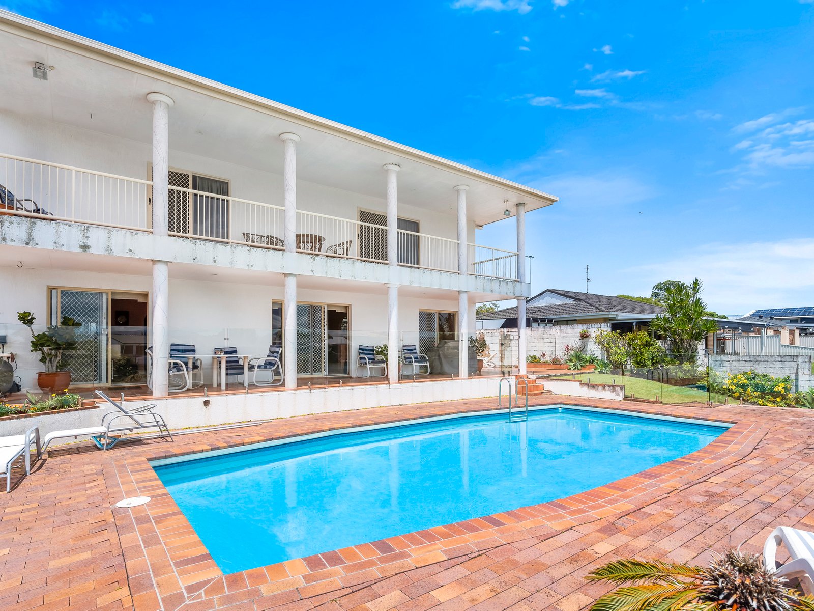 120 Melaleuca Drive PALM BEACH 2