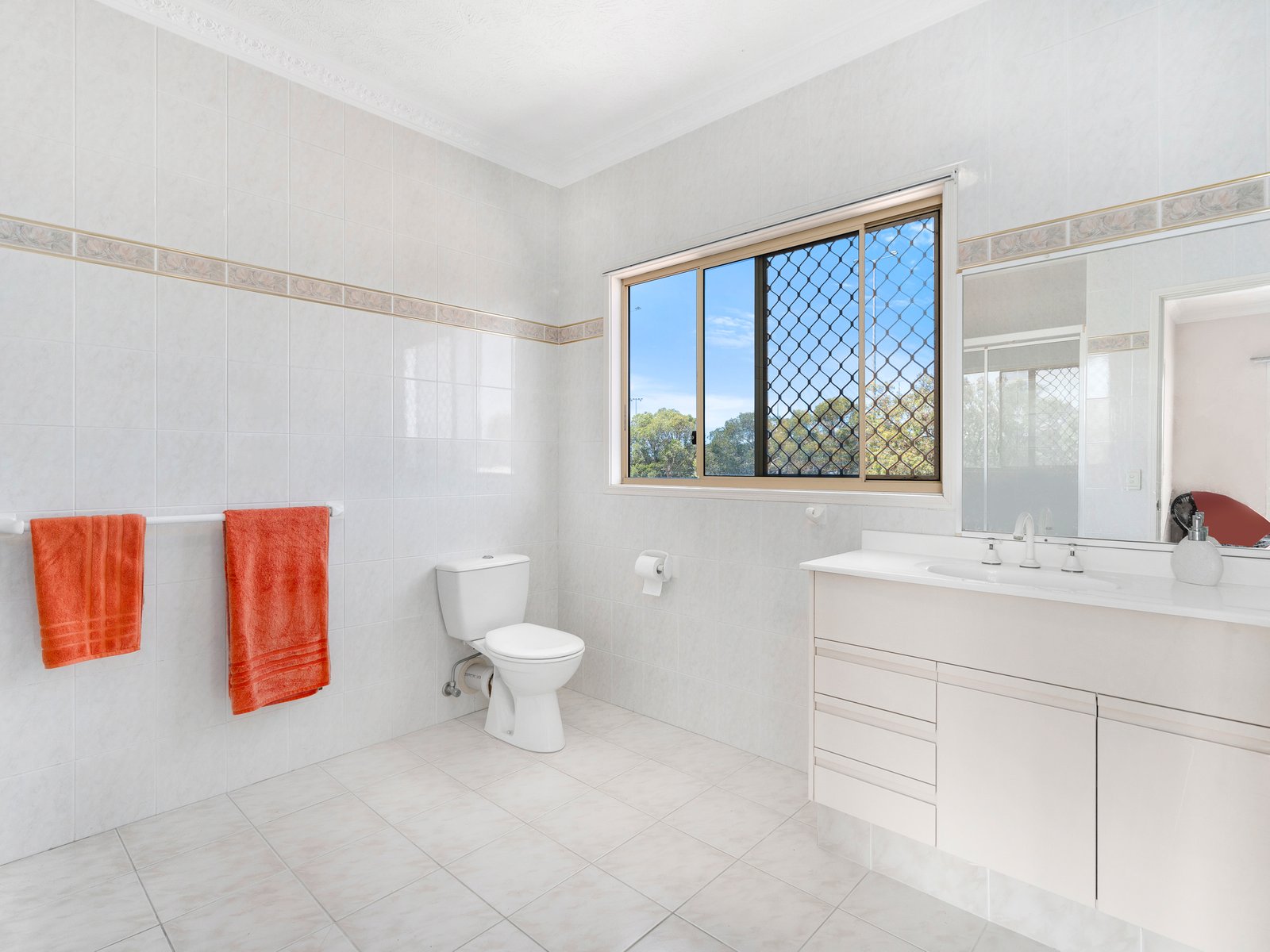 120 Melaleuca Drive PALM BEACH 7
