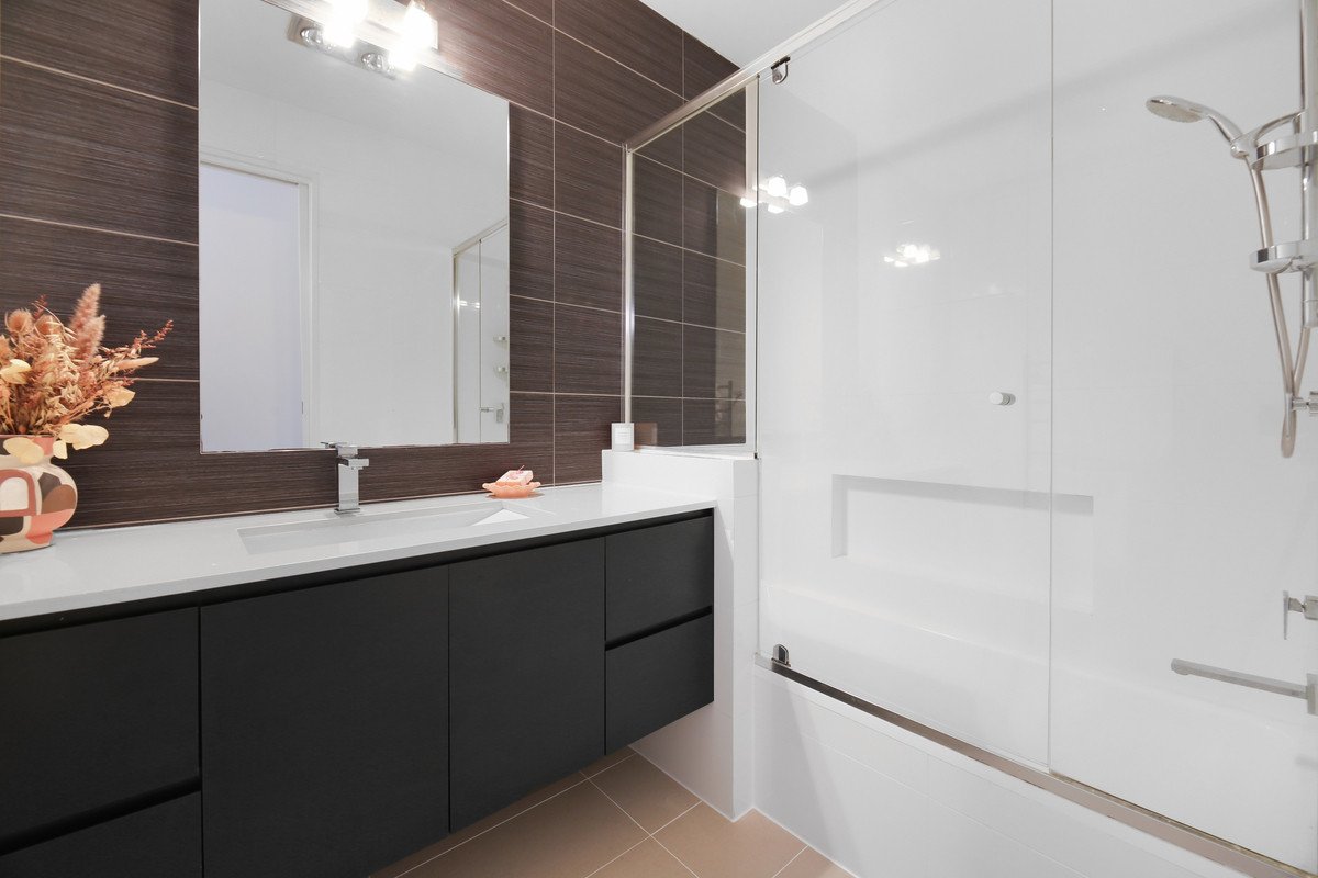 1/20 Nobby Parade Miami 18