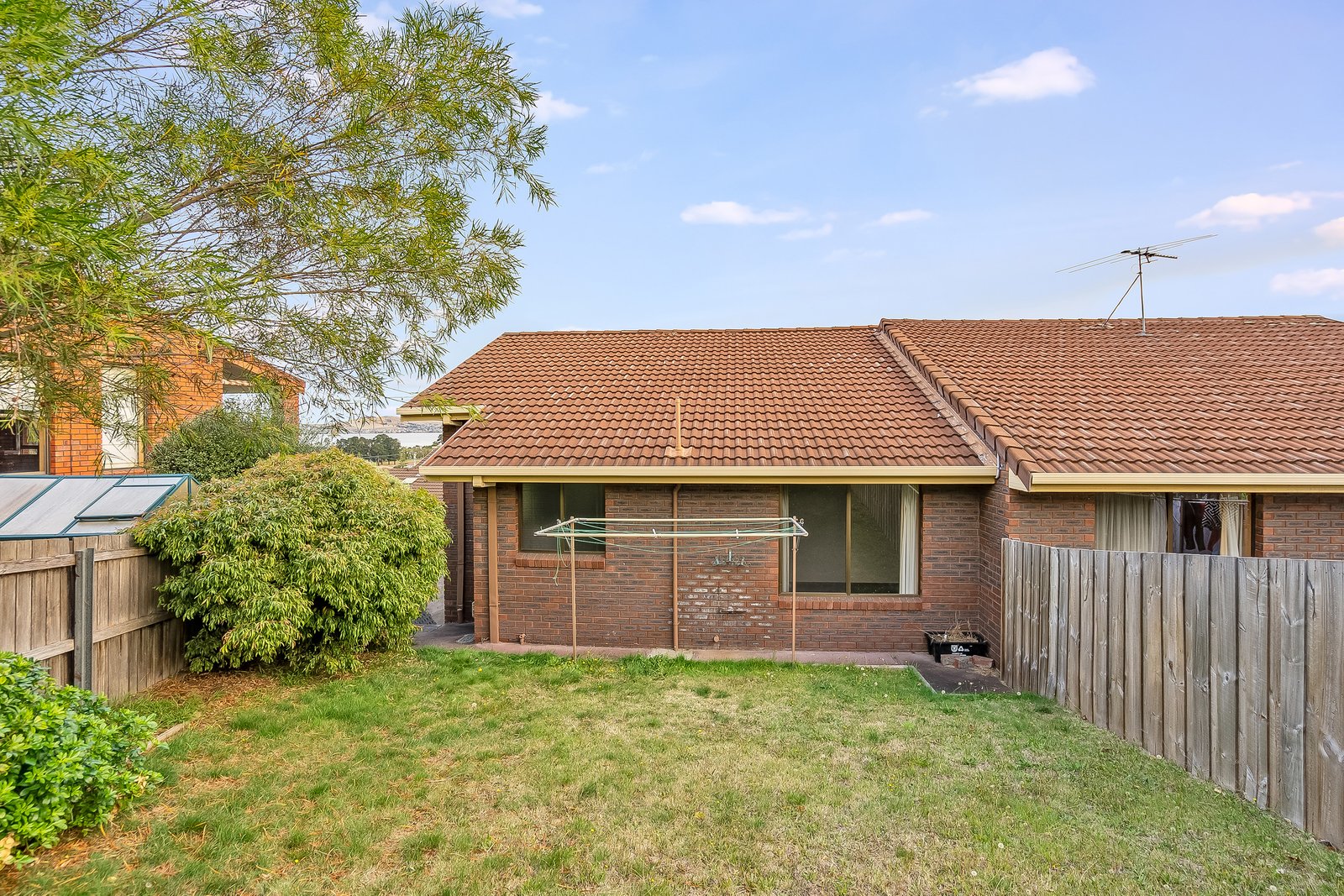 1/20 River Street BELLERIVE 10