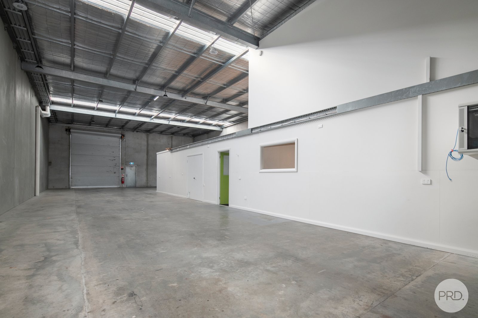 1/20 Selkirk Drive WENDOUREE 4