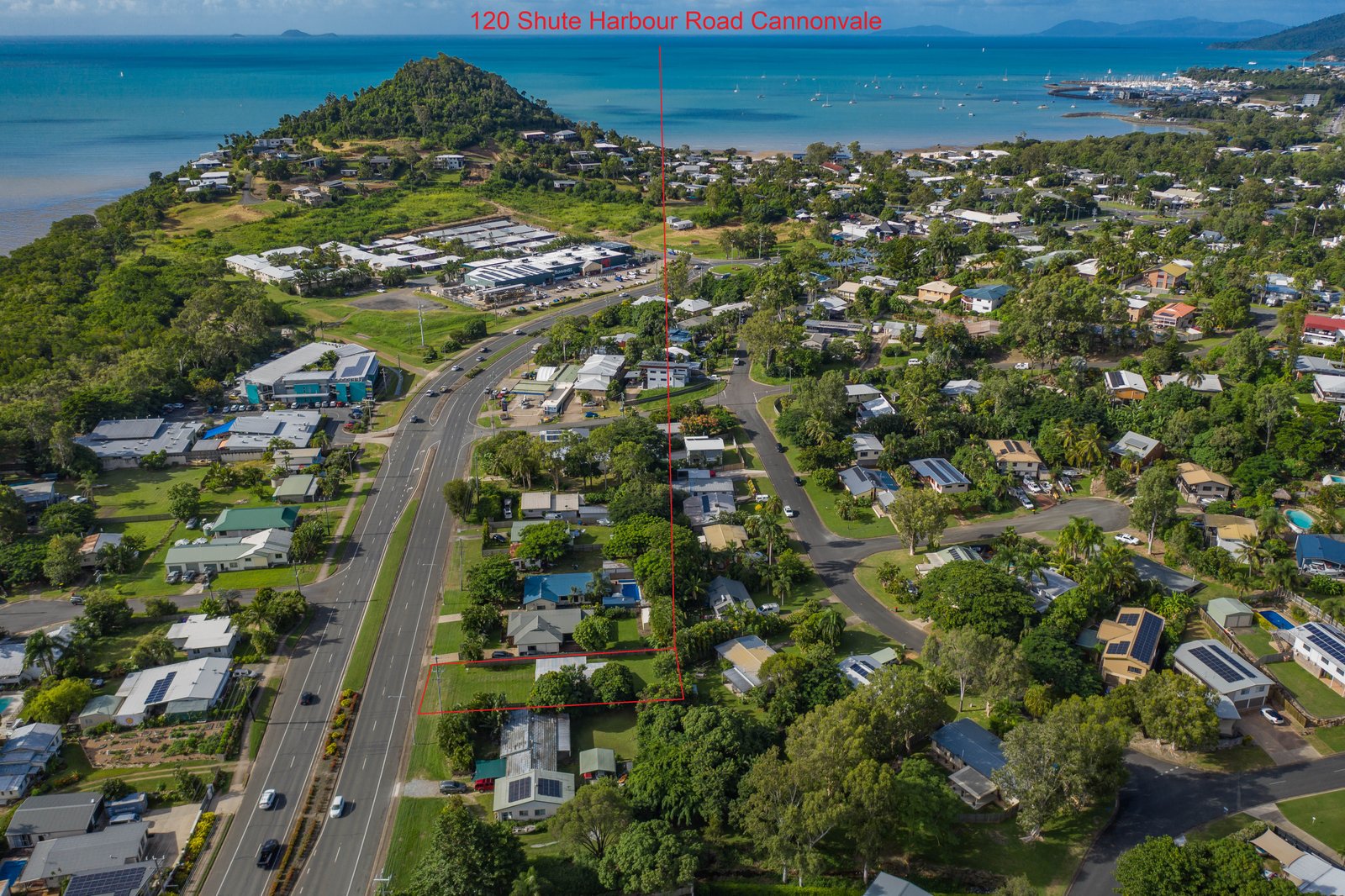 120 Shute Harbour Road CANNONVALE 11