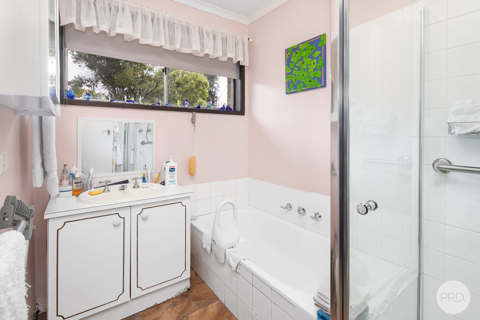 120 Spencer Street SEBASTOPOL 6