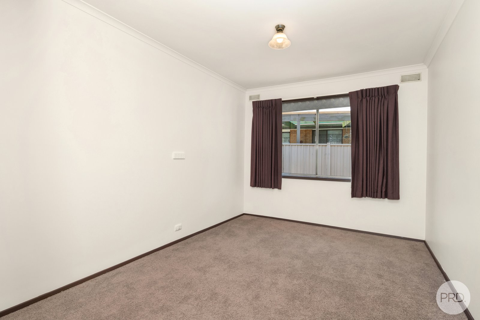 120 Spencer Street SEBASTOPOL 6