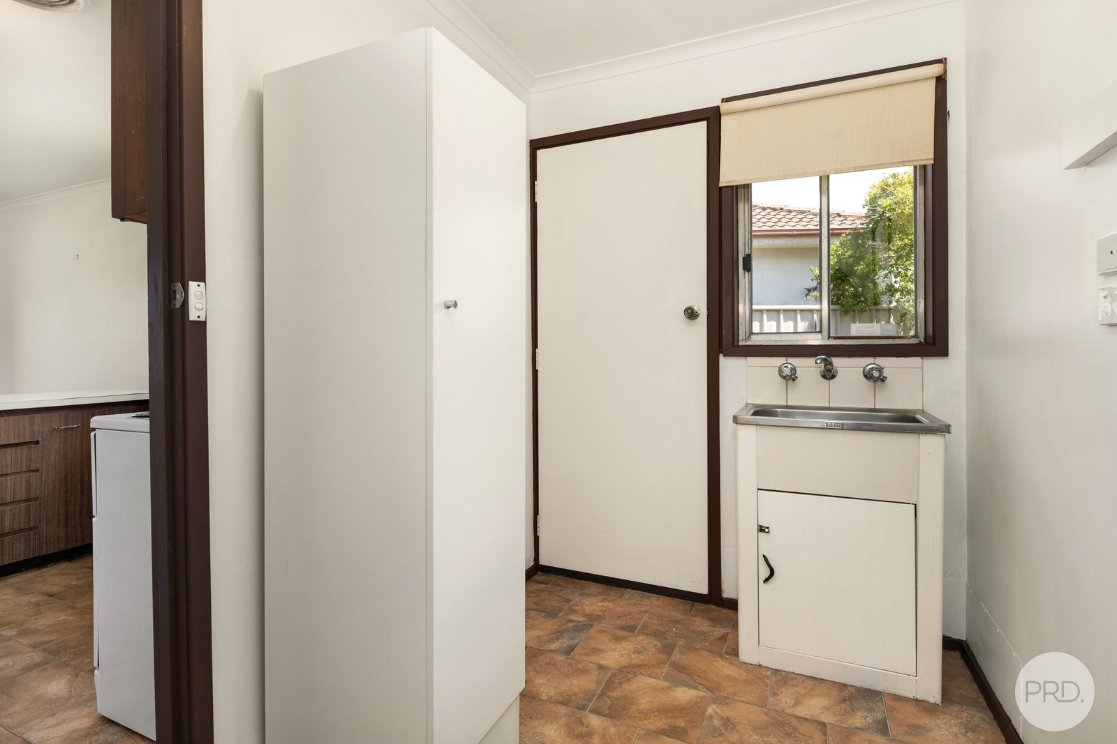 120 Spencer Street SEBASTOPOL 9