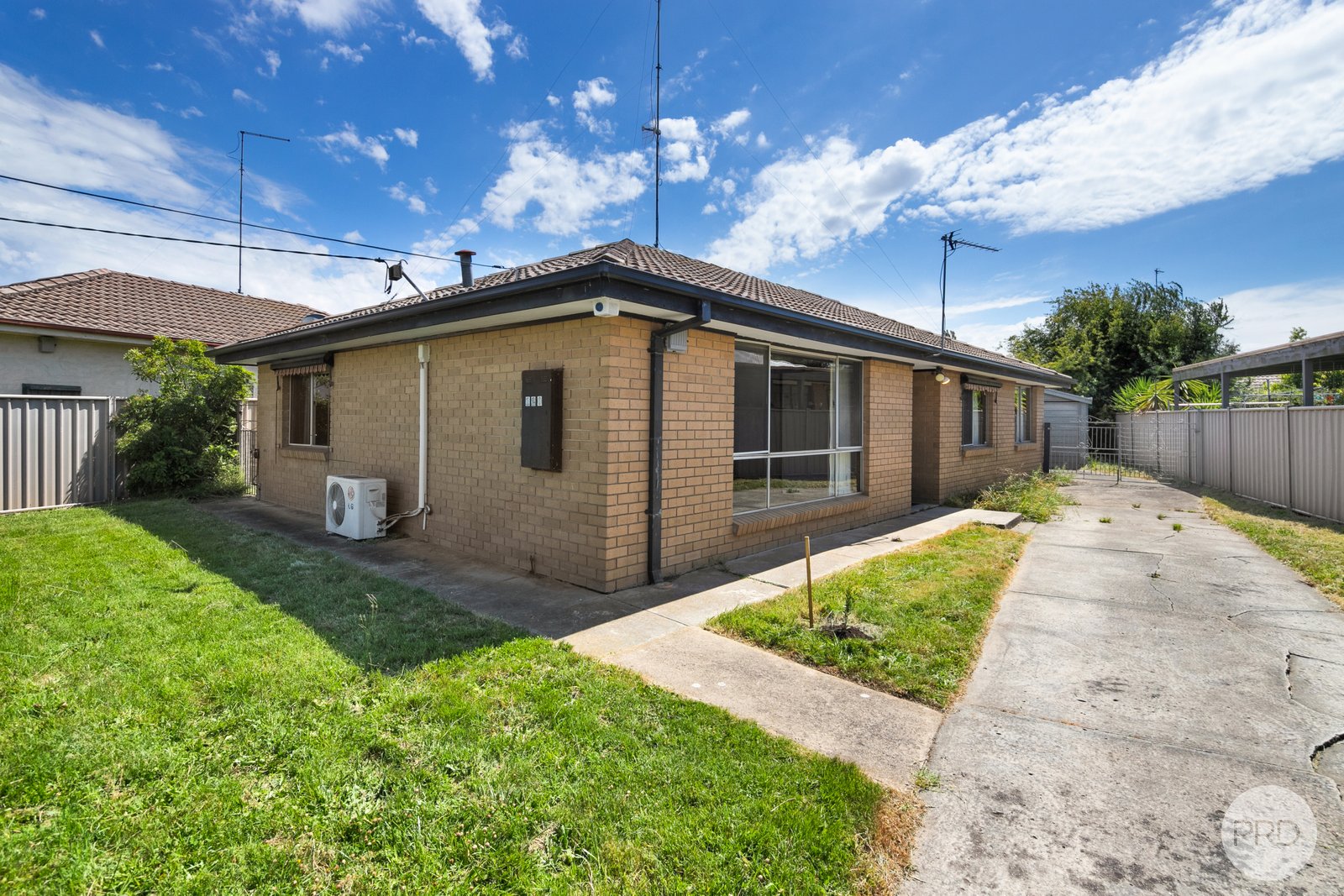 120 Spencer Street SEBASTOPOL 11