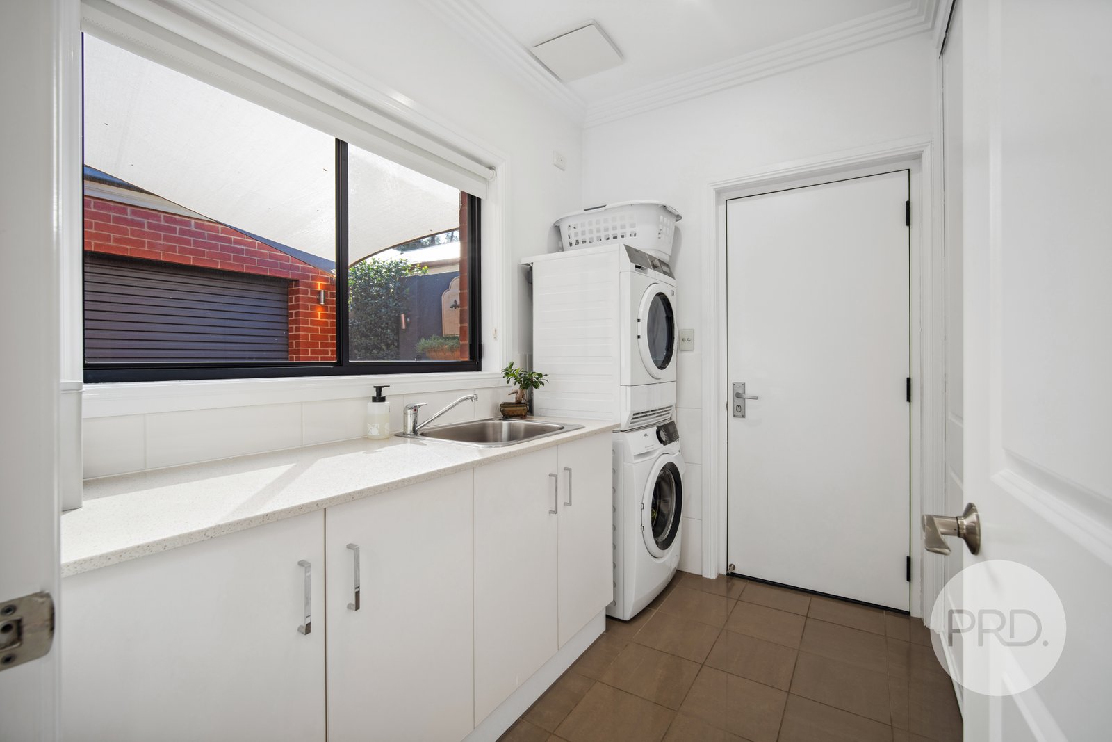 120 Tompson Street WAGGA WAGGA 18