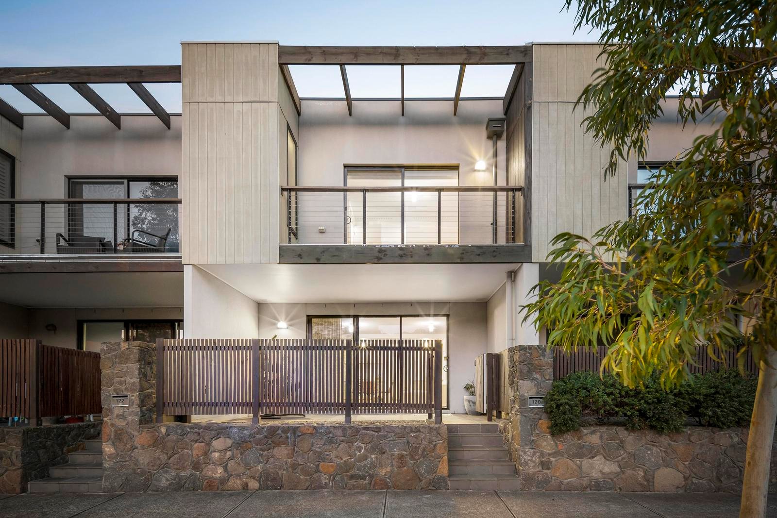 120 Valley Lake Boulevard, Keilor East VIC 3033