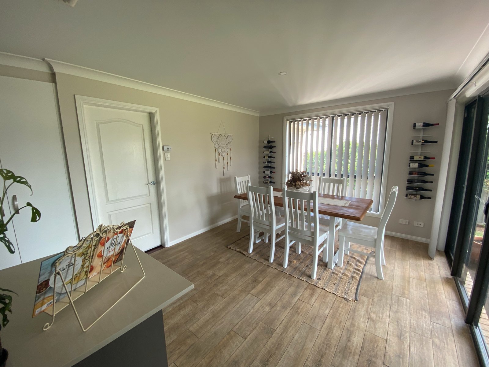 120 Verdelho Drive TAMWORTH 4