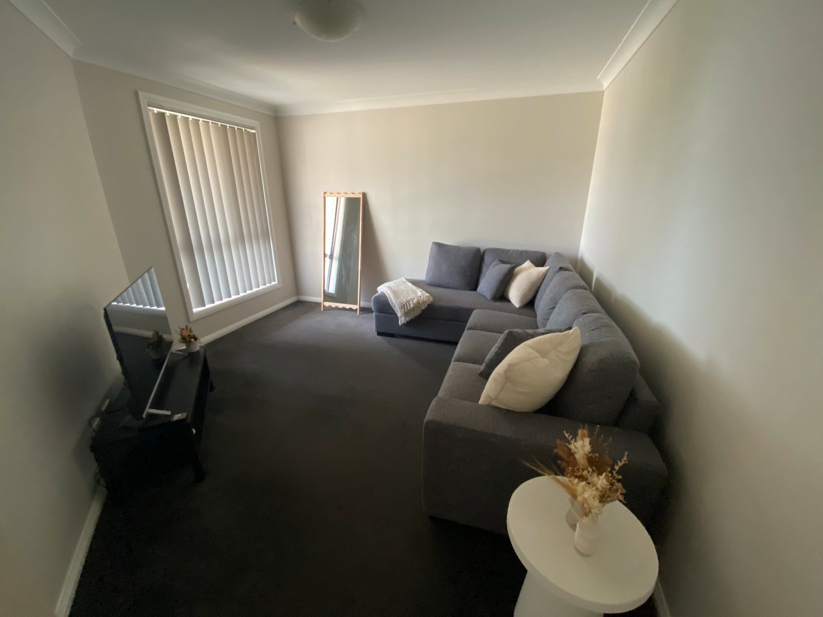 120 Verdelho Drive TAMWORTH 5