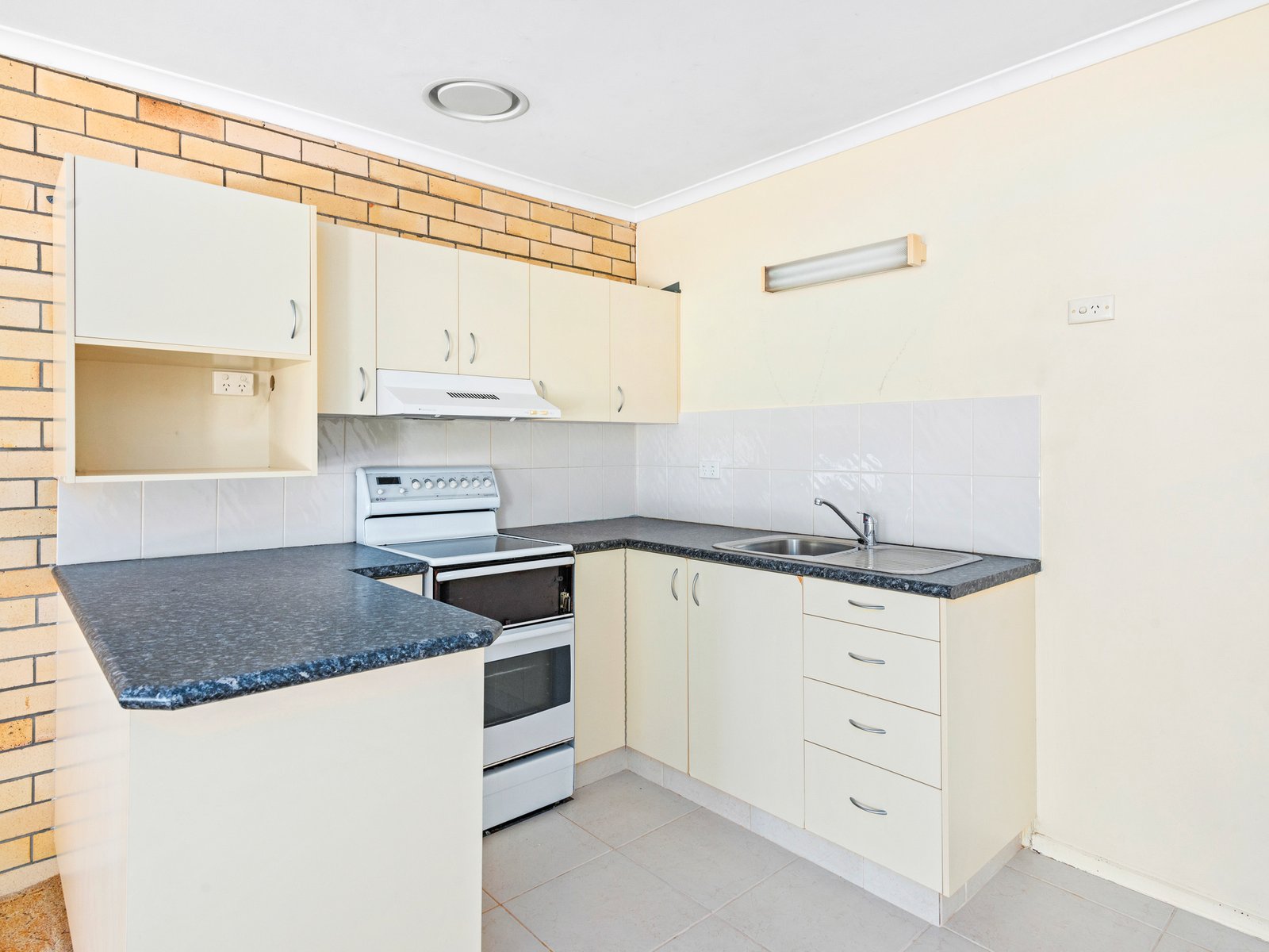 1/20 Walker Avenue PALM BEACH 4