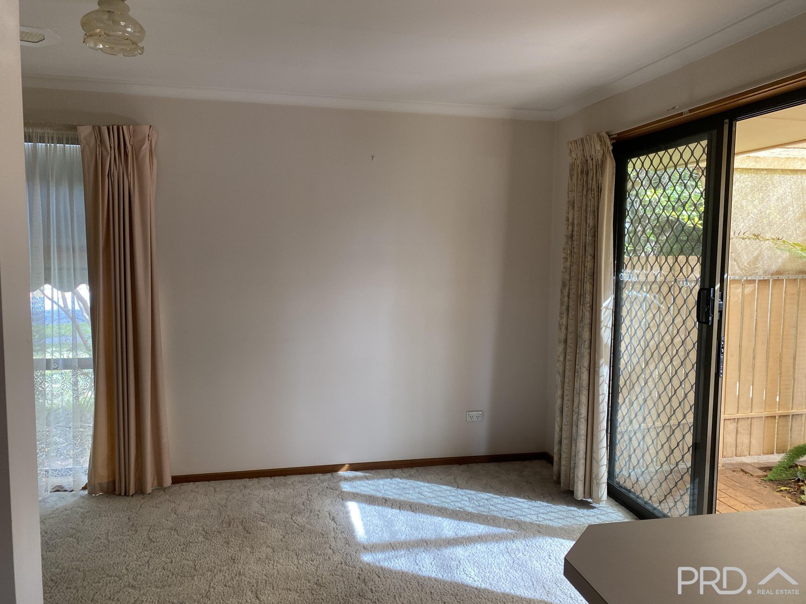 1/20 Wilkie Drive IRYMPLE 7