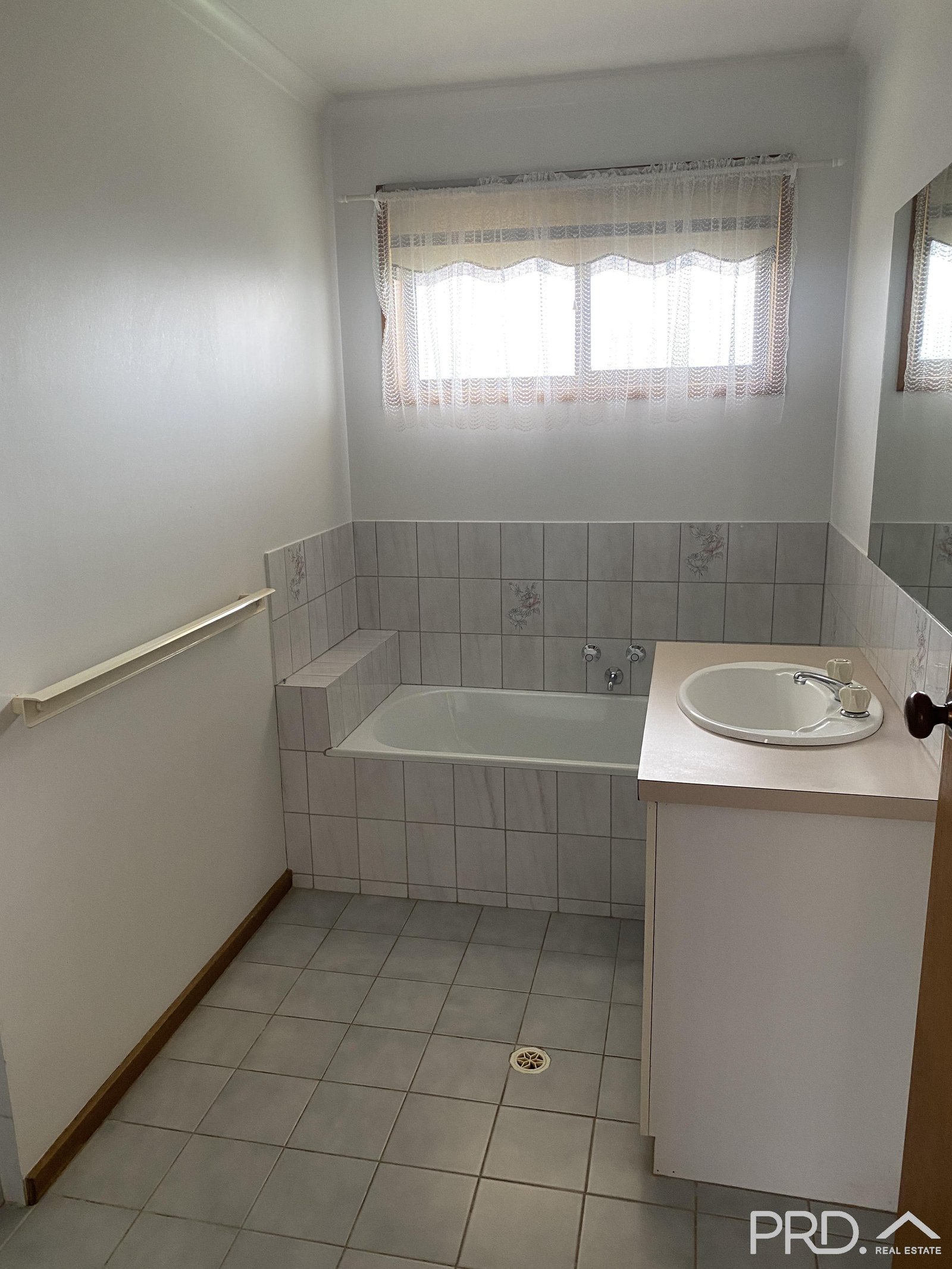 1/20 Wilkie Drive IRYMPLE 14