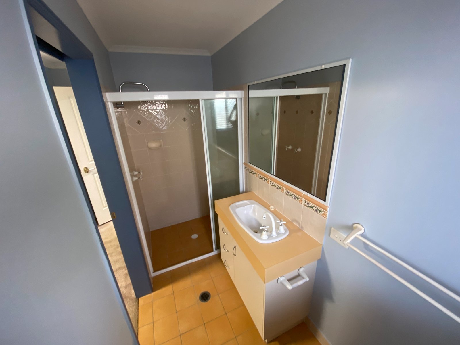 1/20 Witney Street TELINA 6