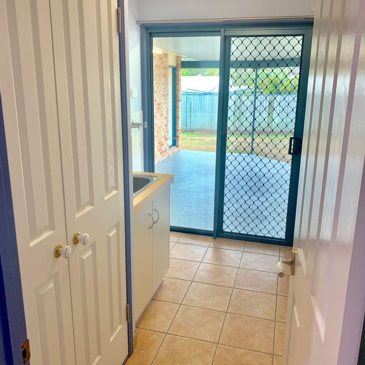 1/20 Witney Street TELINA 7