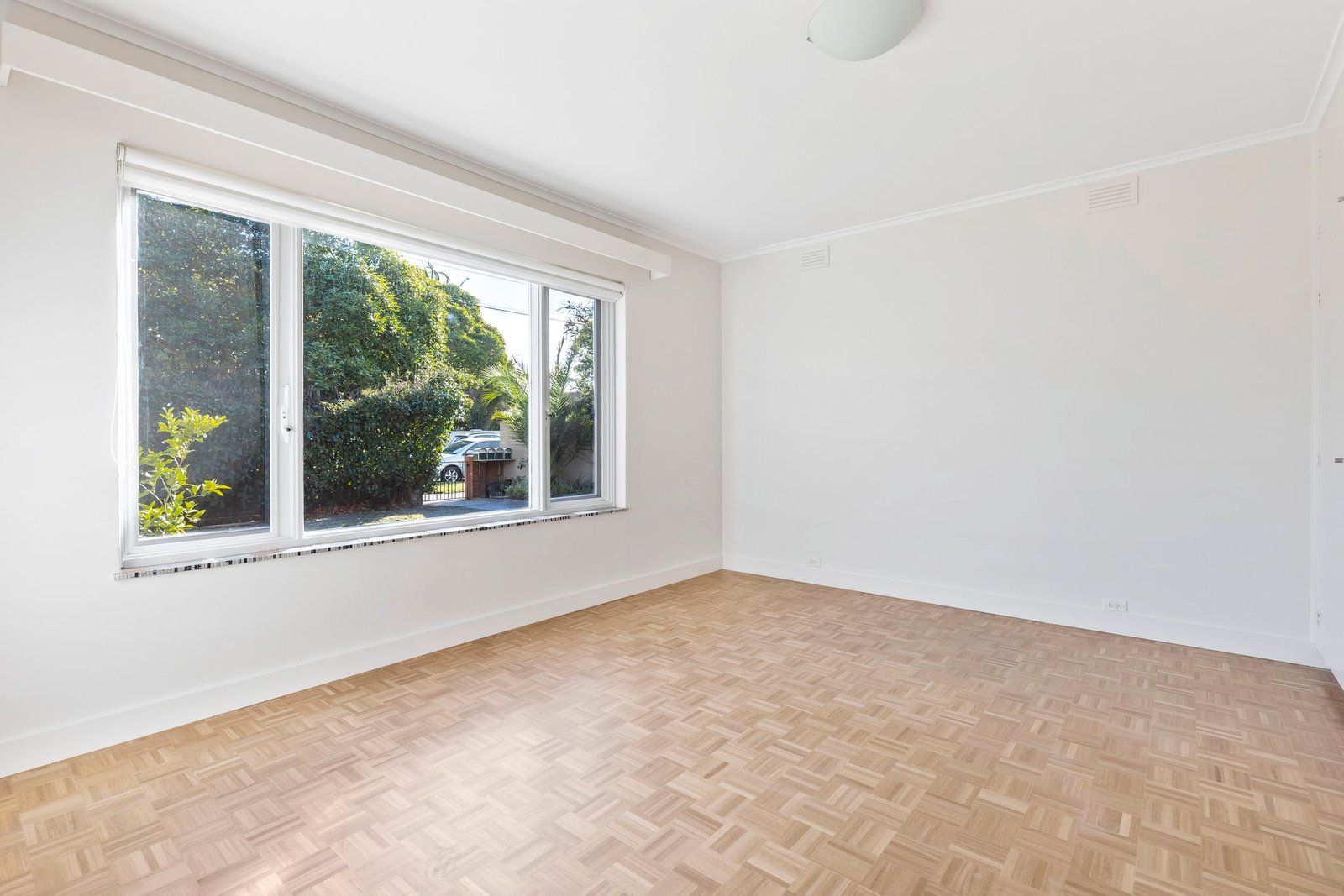 Real Estate and Property in 1/200 Booran Road, Ormond, VIC