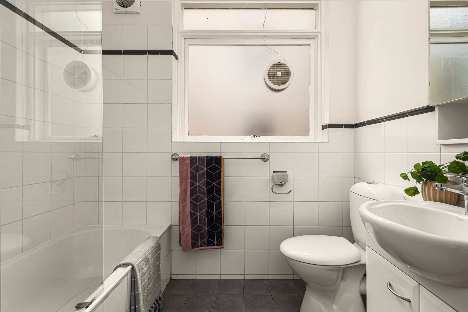 Real Estate and Property in 1/200 Wattletree Road, Malvern, VIC